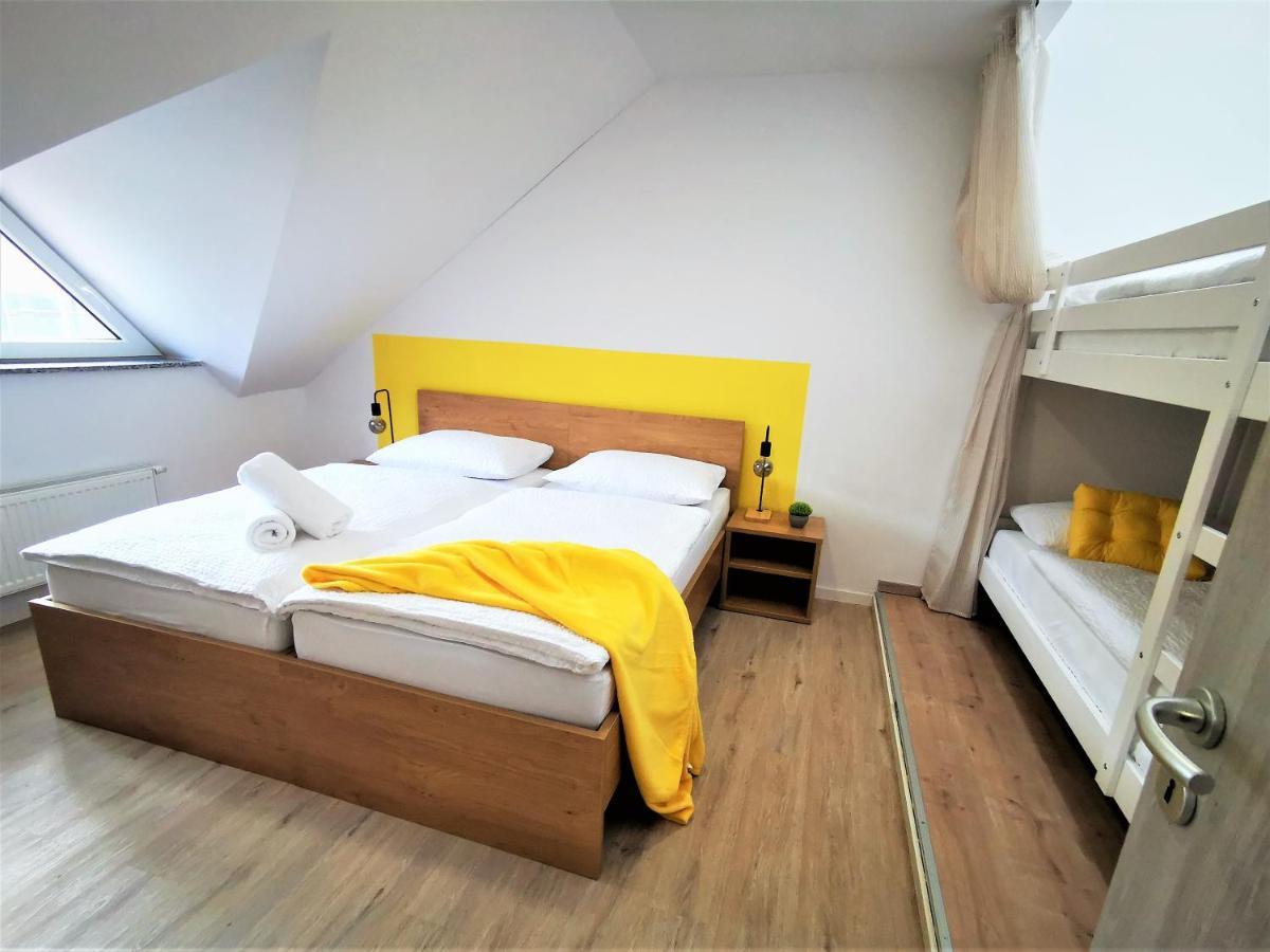 Rainbow House Rooms Maribor Buitenkant foto